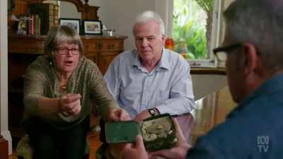 You can see the wire,
very thinly there, - Aussie Inventions That Changed The World