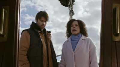 You can take possession exactly
one minute past midnight, - Christmas on Mistletoe Lake