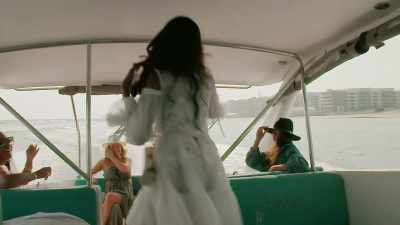 ♪ You can
tell everybody ♪ - The Real Housewives of Dubai