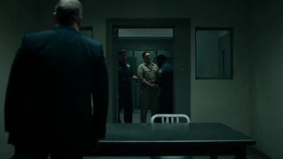 You can uncuff him.
We're fine. - Billions