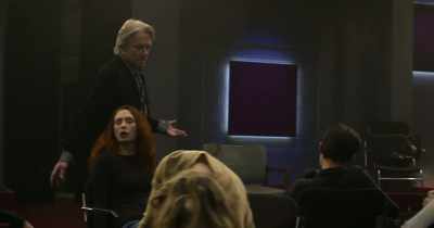 You cannot be present
with what's happening onstage - The Kominsky Method