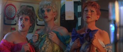 You can't do that with a ping pong ball - The Adventures of Priscilla, Queen of the Desert