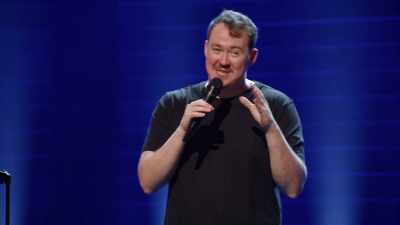 -You can't get in Joe's head.
-[audience laughs] - Shane Gillis: Beautiful Dogs