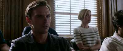 You can't go around
hitting my friends. - Juror #2