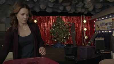 You can't have
that much stage fright - Christmas Stars