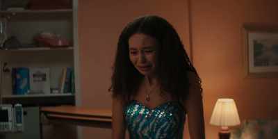 You can't leave me here by myself.
Don't leave me, please! - Suncoast