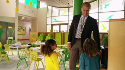 You can't microwave the plastic. - Kindergarten Cop 2