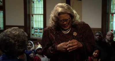 You can't smoke in here Madea - Boo! A Madea Halloween