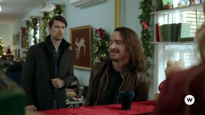 You can't talk to like that - Noel Next Door