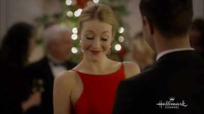 - You clean up nicely yourself.
- Thanks. - Walking the Dog