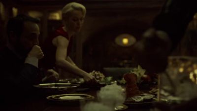 You, come here!
I need some cigarettes. - Hannibal