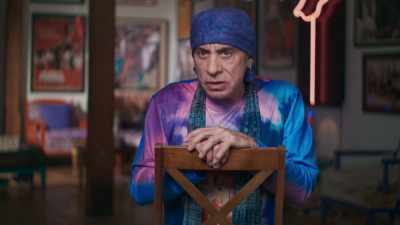 You could feed
people in Africa, - Stevie Van Zandt: Disciple