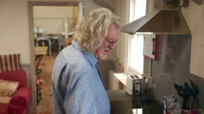 You could know a lot about
German expressionist art - James May and the Dull Men