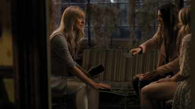 You could let her go
right now, kristen - Blackmail, Lies and Murder