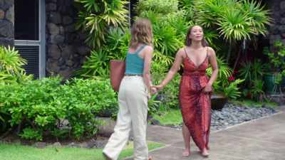 You could tell me about
your trip and everything else. - Romance in Hawaii