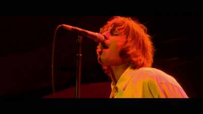 ♪ You could wait for a lifetime - Oasis: Knebworth 1996