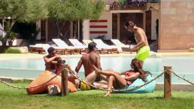 You couldn't, you couldn't
take Liana home to your mum, - Love Island
