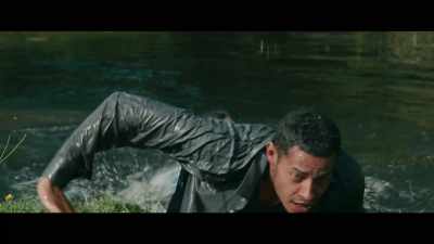 - You coward!
- (LIAM GRUNTS) - The Lesson