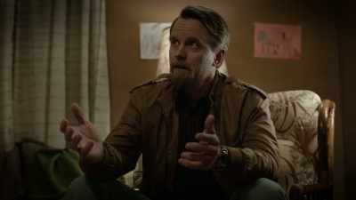- You dated her?
- I mean, - Good Girls