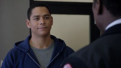 You did a great thing today, Peter. - Chicago Fire
