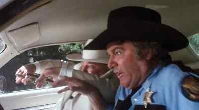 - You did it again!
- It's my vehicle. I'm sorry. - The Dukes of Hazzard
