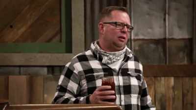 -You did get apple butter?
-Yeah, I got apple butter - Moonshiners: Master Distiller
