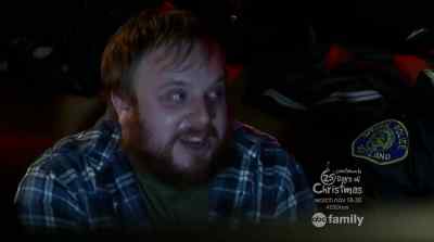 You did it, little bro.
It worked? - Home Alone: The Holiday Heist