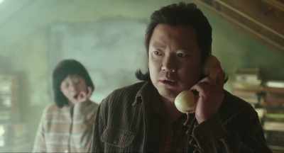 You... did you see an oldman there? - Phantom Detective