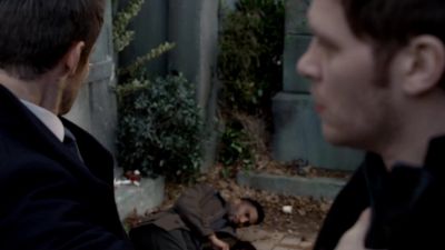 You didn't answer my call. - The Originals