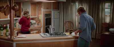 You didn't sleep well.
- You didn't? - Three Days of the Condor