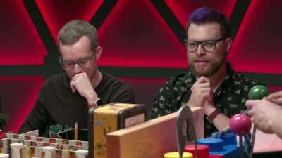 - You disguise yourself
as the dwarf doing this? - Dimension 20
