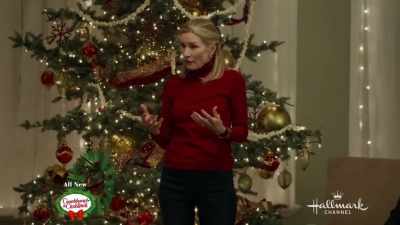 You display your ornament, - Sister Swap: A Hometown Holiday