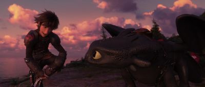 You do know it's not a chew toy don't you - How to Train Your Dragon: The Hidden World