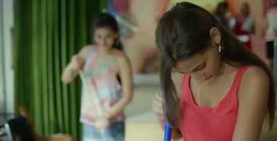 You do the first
and she'll do the second. - Carmen & Lola
