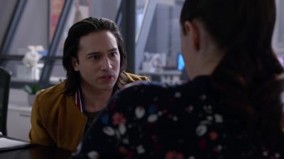 - You don't destroy the registry.
- That's ridiculous. - Supergirl