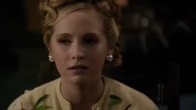 You don't go to school here. - The Vampire Diaries