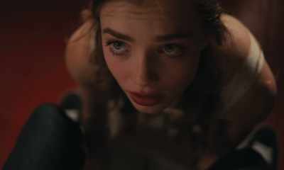 -You don't have to blow on it.
-Or a little bit scared. - Sharp Stick