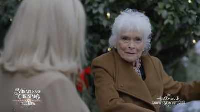 You don't have to shoulder
the responsibility - Debbie Macomber's A Mrs. Miracle Christmas