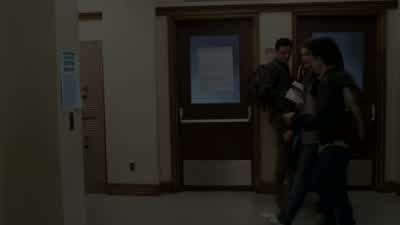 You don't have to come inside, mom. - Pretty Little Liars
