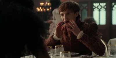 -You don't?
-I'm not cut out to be a prince. - The School for Good and Evil