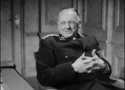 You don't know her at all? - Hangmen Also Die!
