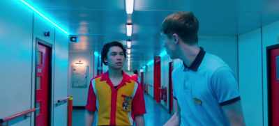 -You don't know me.
-Exactly! I don't know you. - Wreck
