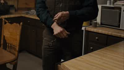 You don't know me, Mr. - Prisoners