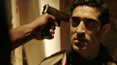 You don't know who
you're messing with. - Queen of the South