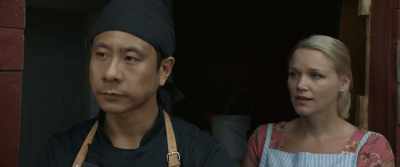 You don't let me pay anything.
- It's too much. - Master Cheng