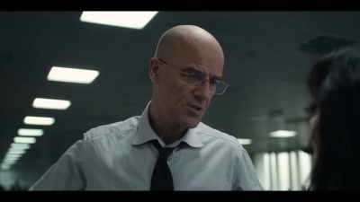 - You don't like him Charmian.
- I don't dislike him. - Roadkill