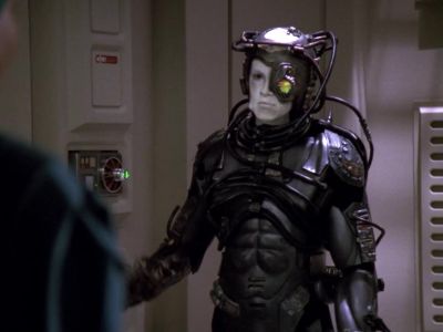 You don't look so tough - Star Trek: The Next Generation