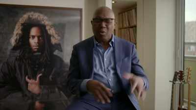 "you don't need to go in there,
don't go in there!" - Black Life: Untold Stories
