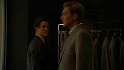You don't need
to buy these for me. - American Crime Story