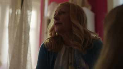 You don't need me to
make you a grilled cheese. - Sharp Objects